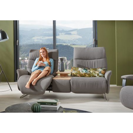 Canapé 2 places 198 cm en tissu CUMULY COMFORT 4051 avec 2 relax électriques et table intermédiaire de la marque HIMOLLA