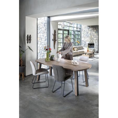 Pavarotti, table 180 x 108 cm - 4 pieds métal avec accents bois - Hendes and Hazel