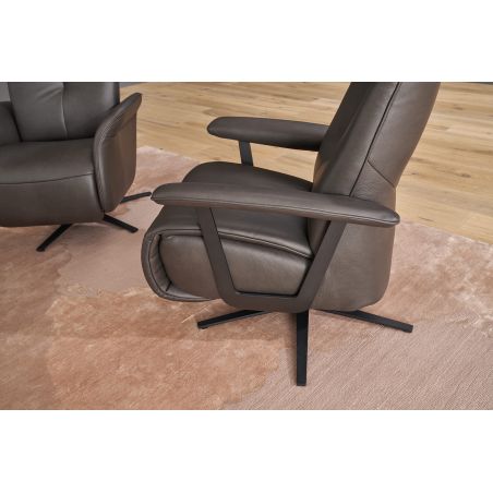 Fauteuil relax électrique releveur 1 moteur EASYSWING 7357 en cuir 35 Onyx de la marque HIMOLLA