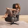 Fauteuil relax électrique releveur 2 moteurs EASYSWING 7357 en cuir 35 Onyx de la marque HIMOLLA