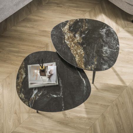 Set de 2 tables basses de forme organique ATHOS en céramique finition fossil black