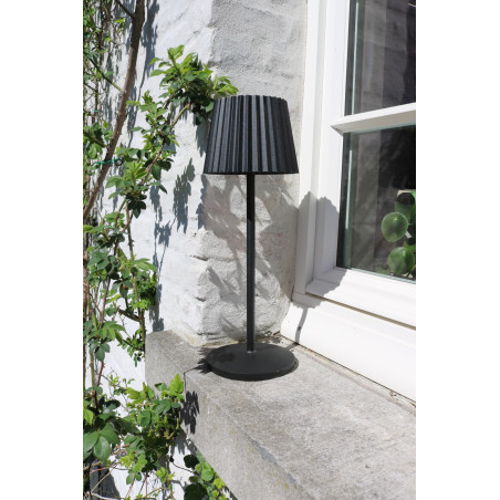 Lucide JUSTINE - Lampe de table Rechargeable Intérieur/Extérieur - Batterie/Piles - LED - L 13,5 x P 13,5 x H 38 cm - Noir