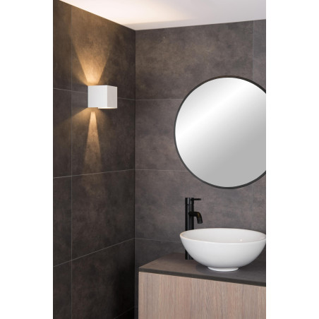 Lucide AXI - Spot mural / Applique mural Salle de bains - LED - 2x3,5W 2700K - IP54 - Angle du - L 10 x P 10 - Réf. 69200/06/31