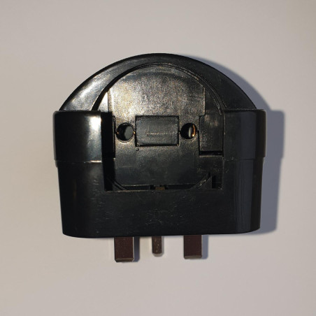 Lucide CONVERTOR PLUG - Prise 3-pin - 13A - Noir