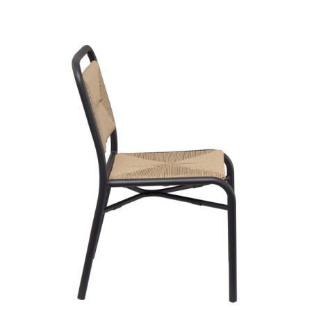 Chaise de terrasse FERNAND empilable d'extérieur - Aluminium noir, polyéthylène paille