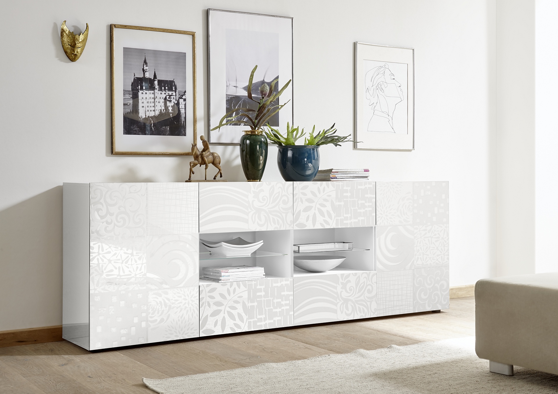 Buffet Bas De Rangement Chairus - 4 Compartiments, 2 Portes Verre, Blanc, Dimensions 120x37x56 Cm, MDF Et Bois