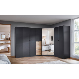 Grande armoire en angle...
