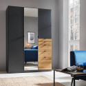 Armoire KENORA avec 3 portes, dont 1 porte miroir, et 5 tiroirs en décor gris mat et chene artisan